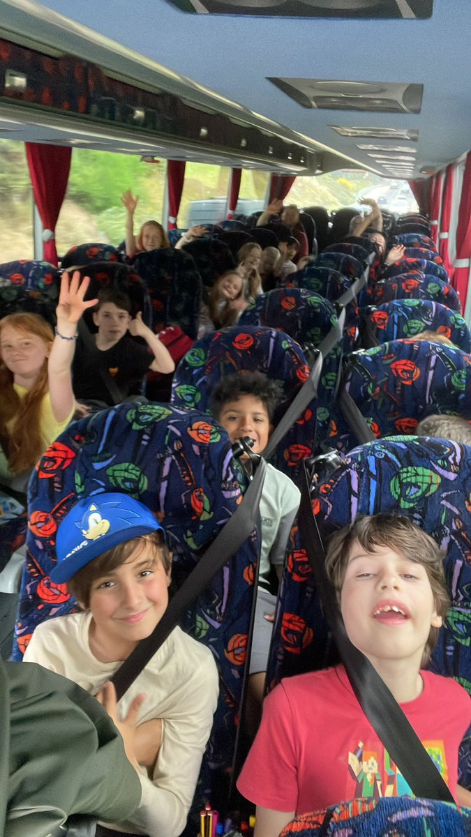 KPSFeed's tweet photo. #KPSYear4. En route back to school. We've had a great time away. Feeling super proud of how amazing the children have been. Normal pick up time expected (will update if anything changes).
#TakingLearningRisks #Exuberant #Teamwork https://t.co/yxswJ9aKsy