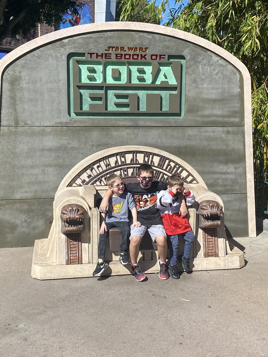 jar2408's tweet photo. @MrBeast Between 2016 and 2019 my self and my 3 boys lost all of our immediate family members on my side . My mother, aunt, uncle, grandmother and grandfather all passed away. Leaving my side of the family just one cousin. My kids are growing up missing them. https://t.co/2mgqaQlDkD