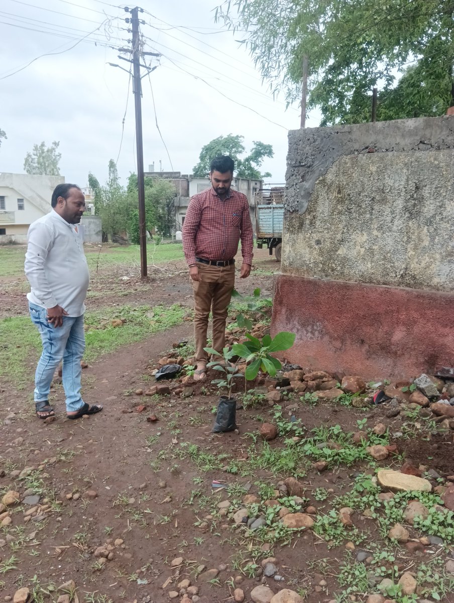 Tree Plantation by Nagar Panchayat Dharni (900255)
#एकचलक्ष्यशहरे_स्वच्छ #SwachhSurvekshan2023 #swachhmaharashtramissionurban #majhivasundhara४.० #IndiaVsGarbage #chooselife #missionlife #RRR4LIFE