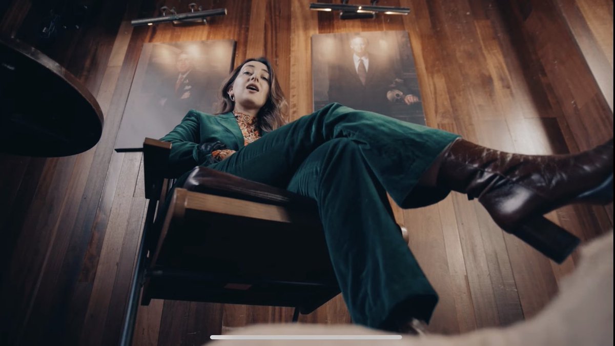 larksofficial's tweet photo. ‘Talking to Myself’ video is OUT NOW!! 🔥🎥🚨

Stream here until your heart’s content! 🥰👇
https://t.co/VlPK5LTQ83 https://t.co/Oo04D3plSP
