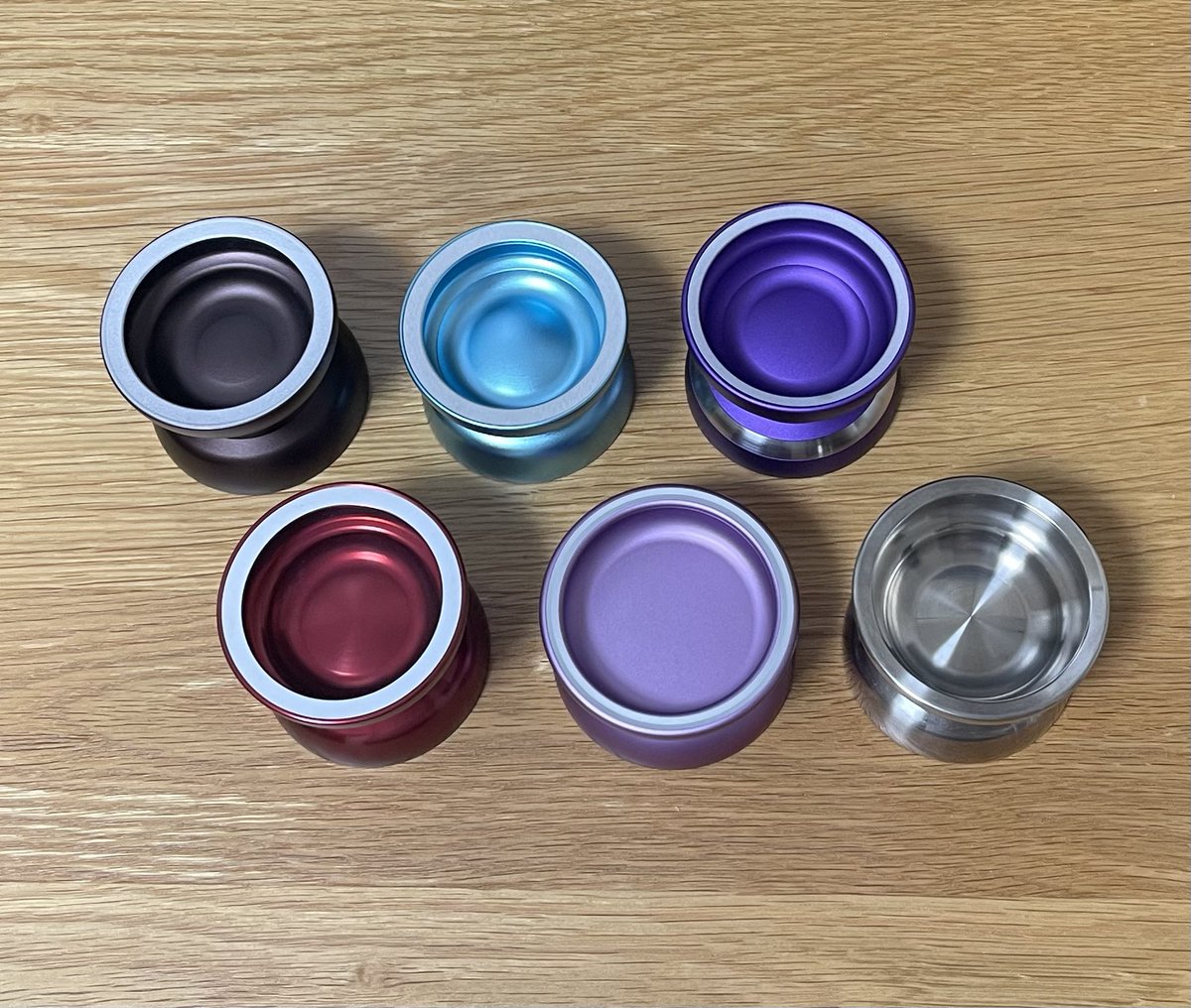 yoyodog_jp's tweet photo. タカツさんのレビューが的確すぎる!
OGダンクとダンクTiはマジでいいヨーヨー。他は癖強めだけど、リバウンドとスラッパはマシな方。スラムダンクはOGダンクより回らない。スリムダンクは軽すぎるし傾く。
#ヨーヨー #yoyo #JakeBullock https://t.co/HcAasIL9Ix