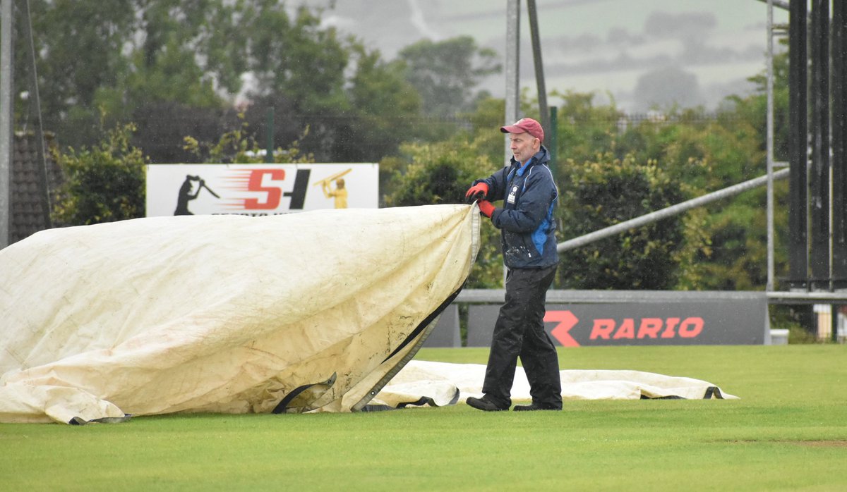 Great start for the boys as <a href="/MunsterCricket/">Munster Cricket</a> reduced to 88-7 but the rain has arrived and doesn't look to be going anywhere!!