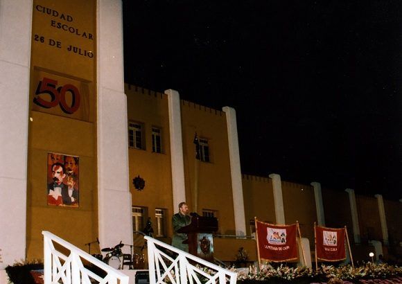 #FidelPorSiempre: “En una sola cosa somos iguales al 26 de julio de 1953: la misma fe en los destinos de la patria, la misma confianza en las virtudes de nuestro pueblo, la misma seguridad en la victoria..."
#70Moncada