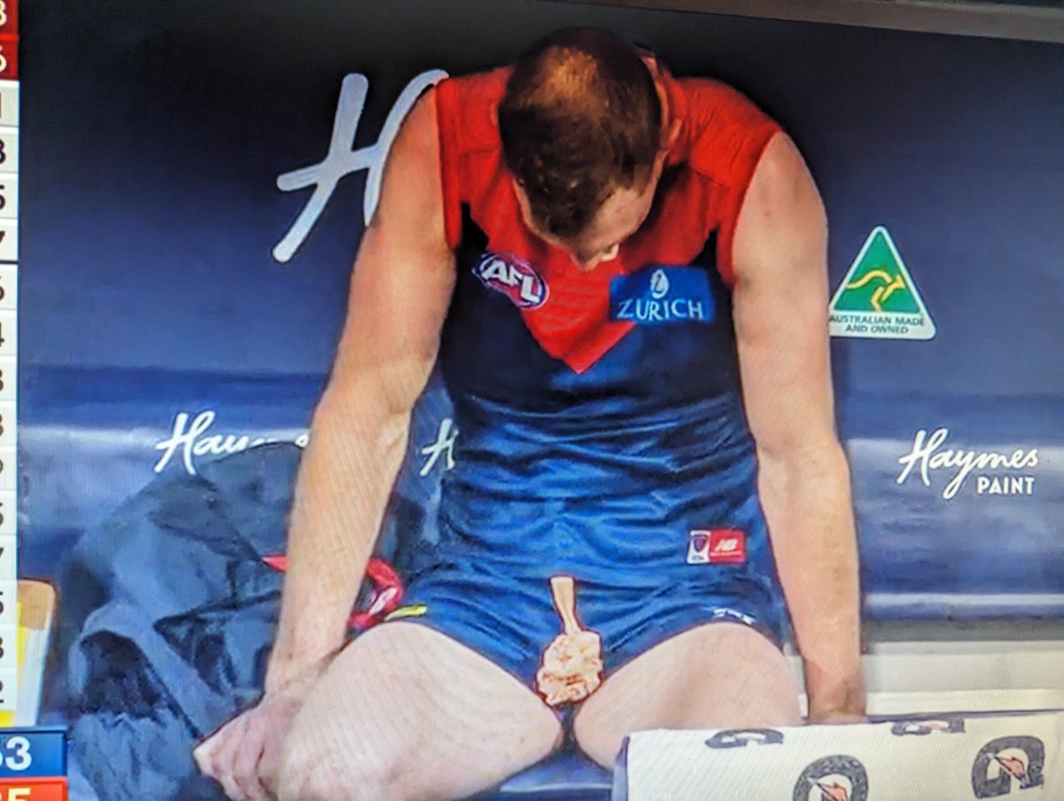 JDW_09's tweet photo. Harrison Petty telling Brisbane to choke on Deez Nuts… #DemonSpirit #AFLDeesLions https://t.co/1J6CIvcV39
