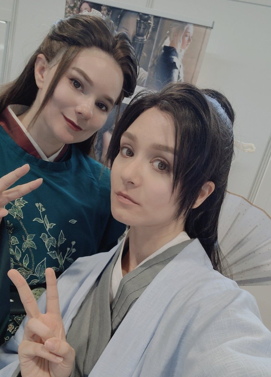 Vampire Enthusiast tweet media