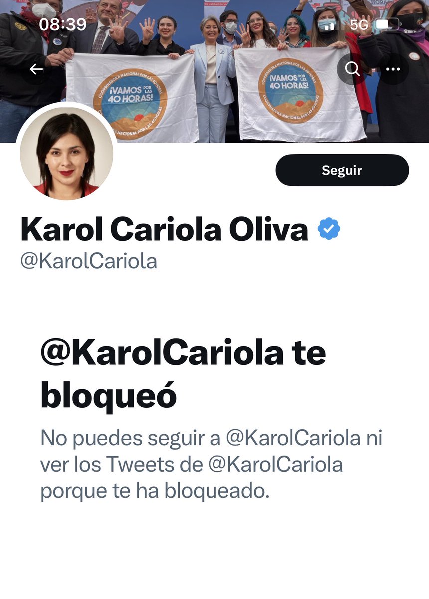 PamJiles's tweet photo. RT por favor.
Yo no bloqueo a nadie, son miles los q me apoyan, pero tampoco bloqueo a los q me insultan, ni a los q me denostan y denigran. Ni siquiera a los q exigen con matonaje q no se mencione a su familiares corruptos, mientras exponen a mis hijos inocentes de la manera más abyecta. 
Los escucho a todos, en especial a los más humildes, con genuino respeto y atención. 
La ciudadanía es mi único jefe, mi único patrón. Voto y levanto la voz por ellos. Me parece consustancial a la vocación democrática aceptar el escrutinio público y no bloquear a nadie.