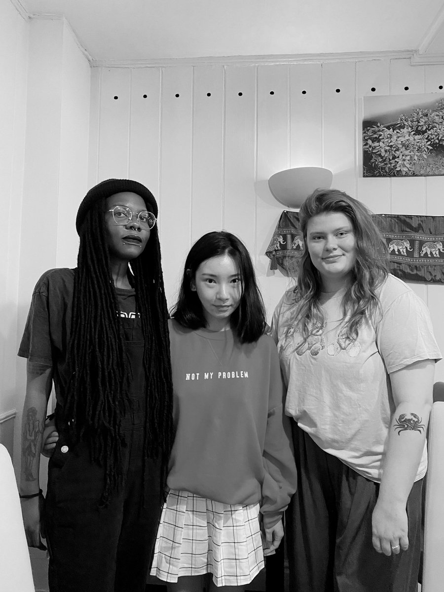 Some photos from my 29th birthday dinner 💃 Twitter, I’ve made good writer and poet friends! 🤍