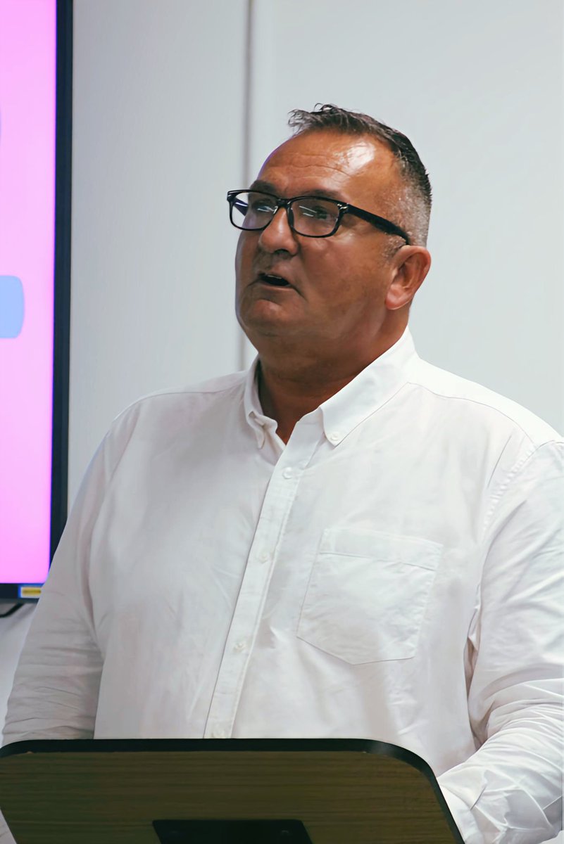 maxigraphixs tweet media