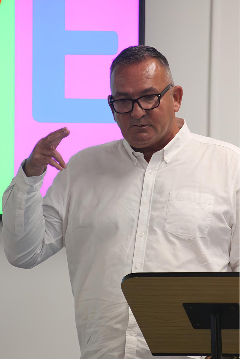 maxigraphixs tweet media