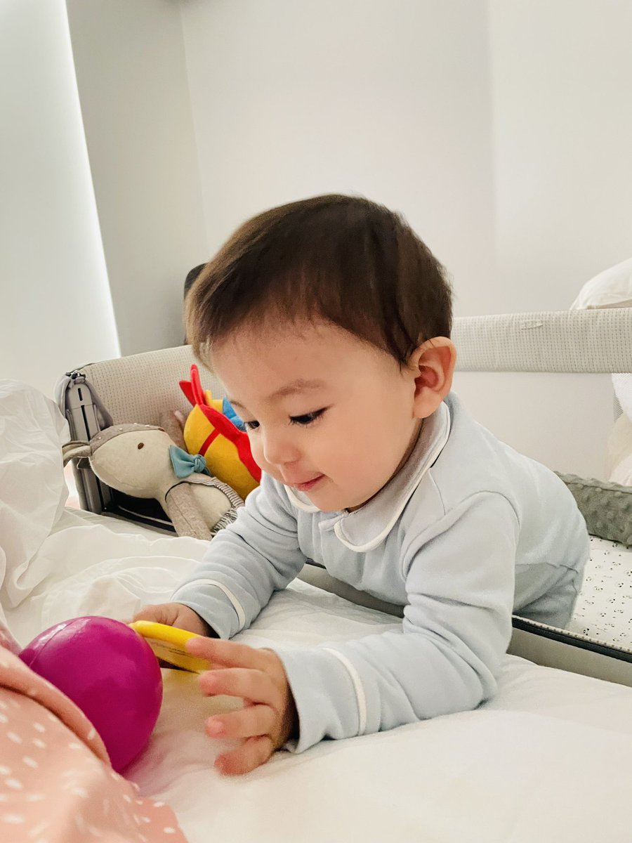 Gracias a este hombrecito estoy despierta desde muy temprano 🫣…