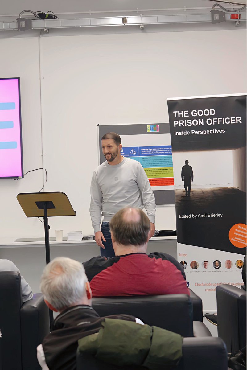 maxigraphixs tweet media