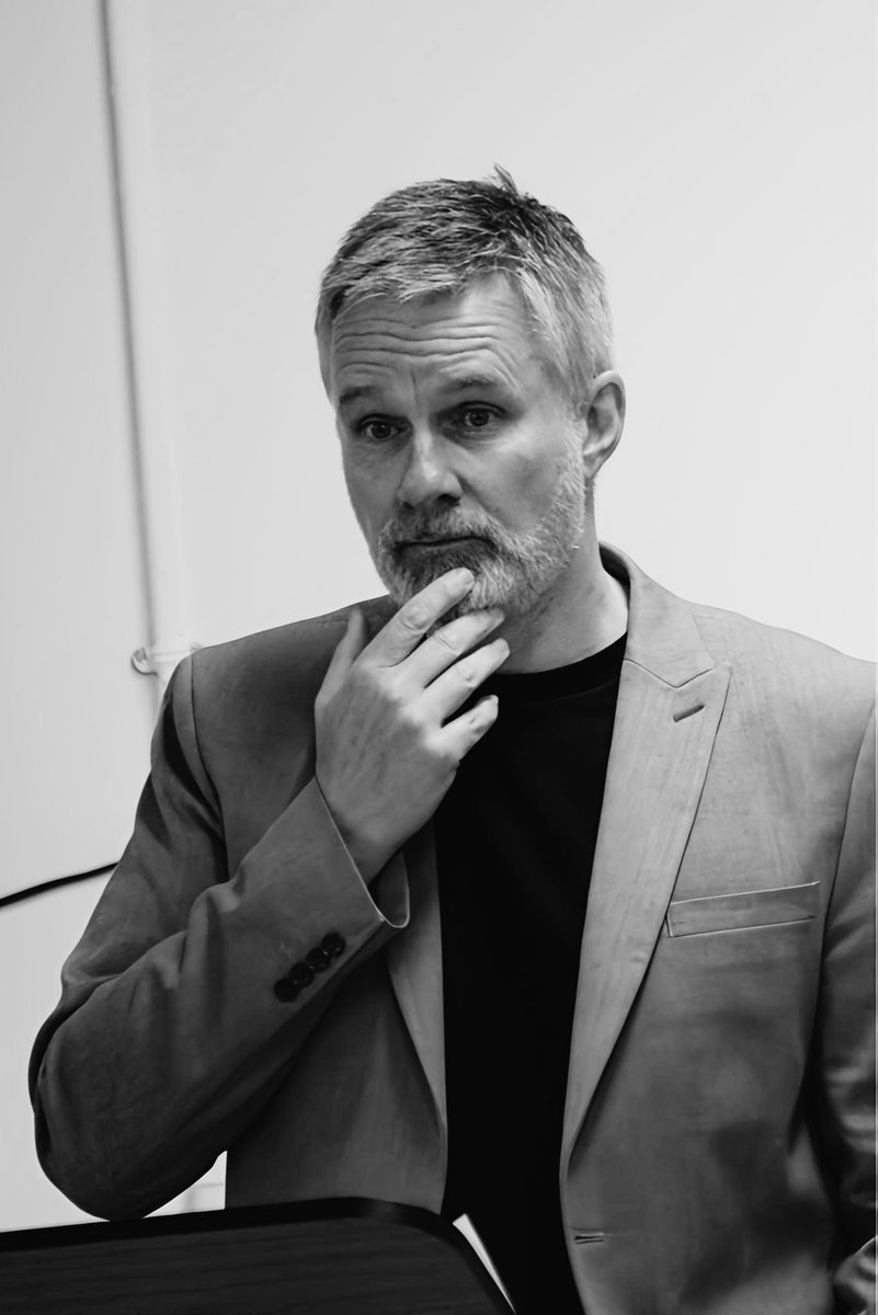 maxigraphixs tweet media