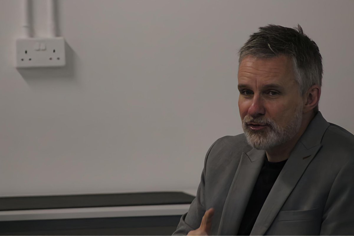 maxigraphixs tweet media