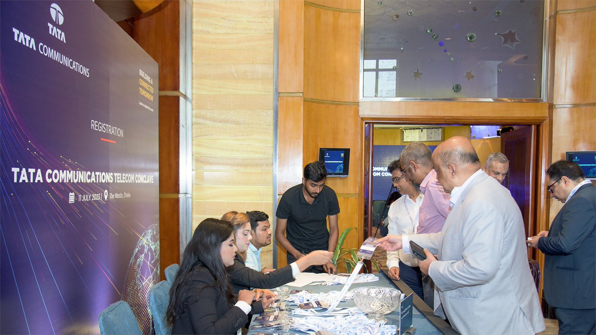 tata_comm's tweet image. From borderless connectivity to secure communications and digital platforms, our Telecom Conclave 2023 at Dhaka was a perfect showcase of how we are #BuildingAConnectedTomorrow that enables enterprise #HyperconnectedEcosystems in a digital age. Here&apos;s a glimpse.