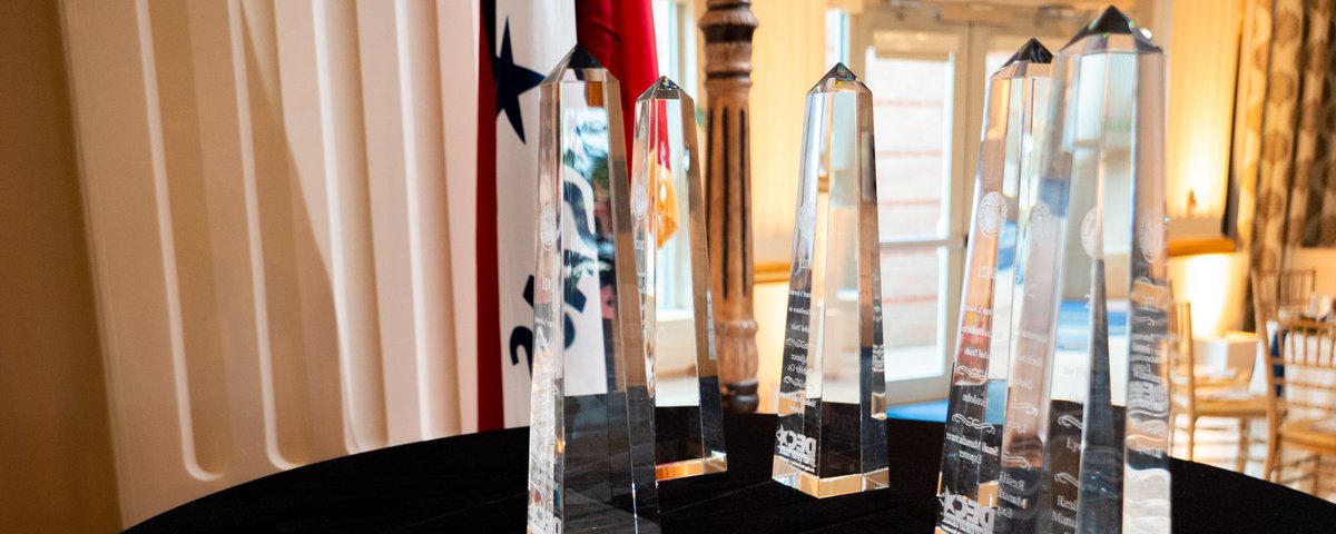 The #winners of the #Arkansas #GovernorsAward for Excellence in Global Trade will not only take home a trophy, but receive a FREE Website Globalization Review from RAISE! Apply today. conta.cc/3P7JwG8