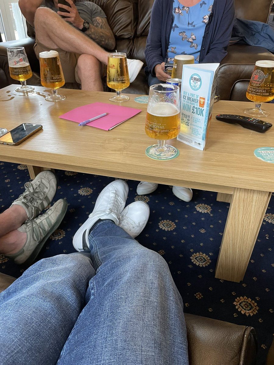 Northern_Ste's tweet photo. Well we may have started early before the bbq #Daytimedrinking https://t.co/JiUQqtFTcZ