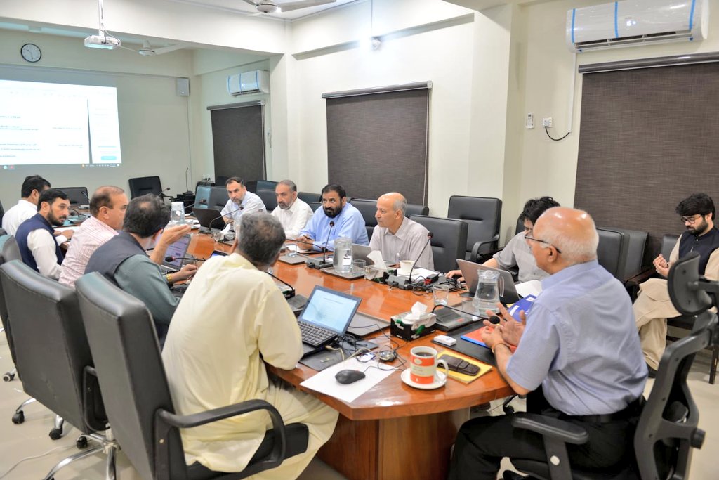 SwabiUniversity's tweet photo. 17th Meeting of Advanced Studies &amp; Research Board (ASRB) was held in the Committee Room, #UniversityOfSwabi. The forum discussed research proposals of MPhil Scholars doing research in UoSwabi. https://t.co/airrdKxR9y