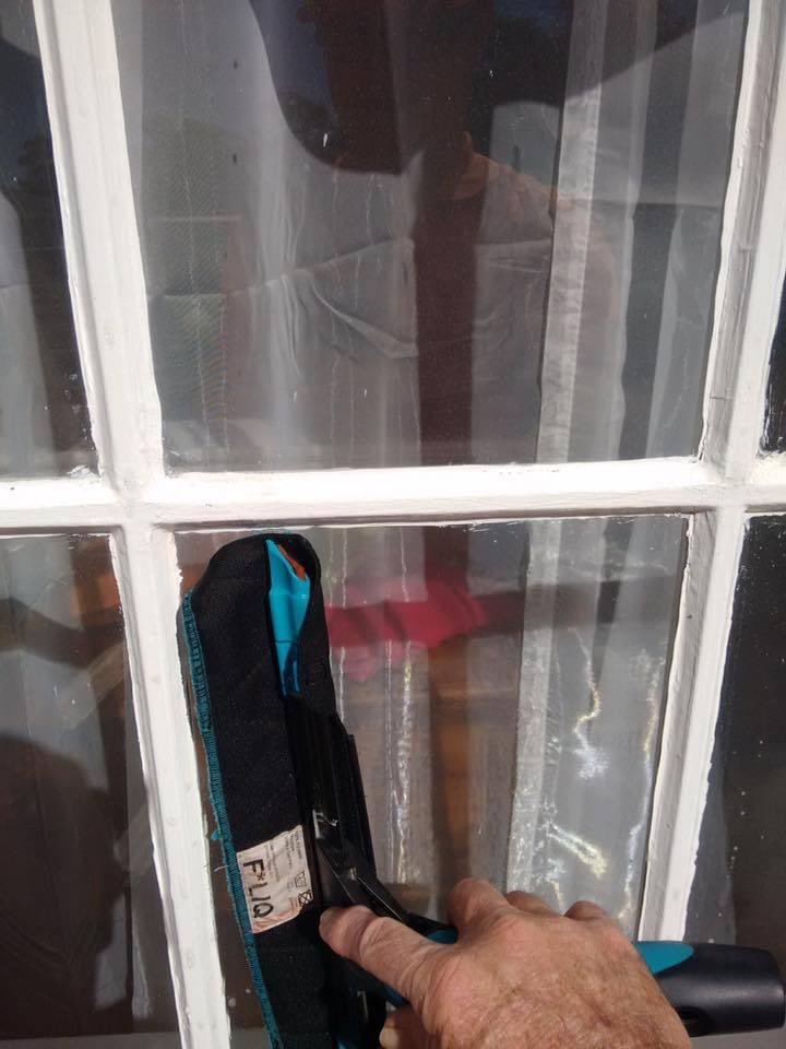 CraigsCarpet's tweet photo. Why get your children to clean your  dirty windows in the old fashioned way . Let your friendly Riverland Window Cleaning Team  do the job for you . #riverlandsa #loxtonsa #renmarksa #barmerasa #windowcleaner #windowcleaning Call Craig or Beate today on 0429745156 for a quote. https://t.co/HC4oki9oV5