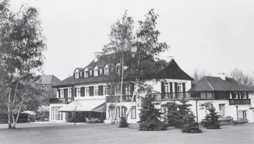 Joachim Ribbentrop’s villa in Dahlem, Berlin, where he hosted dinner for Heinrich Himmler and Ernest Tennant, founder of the Anglo-German Fellowship, on the evening before the Night of the Long Knives. June 1934. #CoffeewithHitler