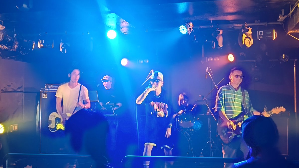 Spunky_hosoya's tweet photo. #Tokyo_Uprisig 始まりました！
めちゃくちゃカッコいい👍️
Keithくん( @KeithXtokyo )くんは日本最高峰のラッパーだよ！！ https://t.co/P0bk2m8tNy