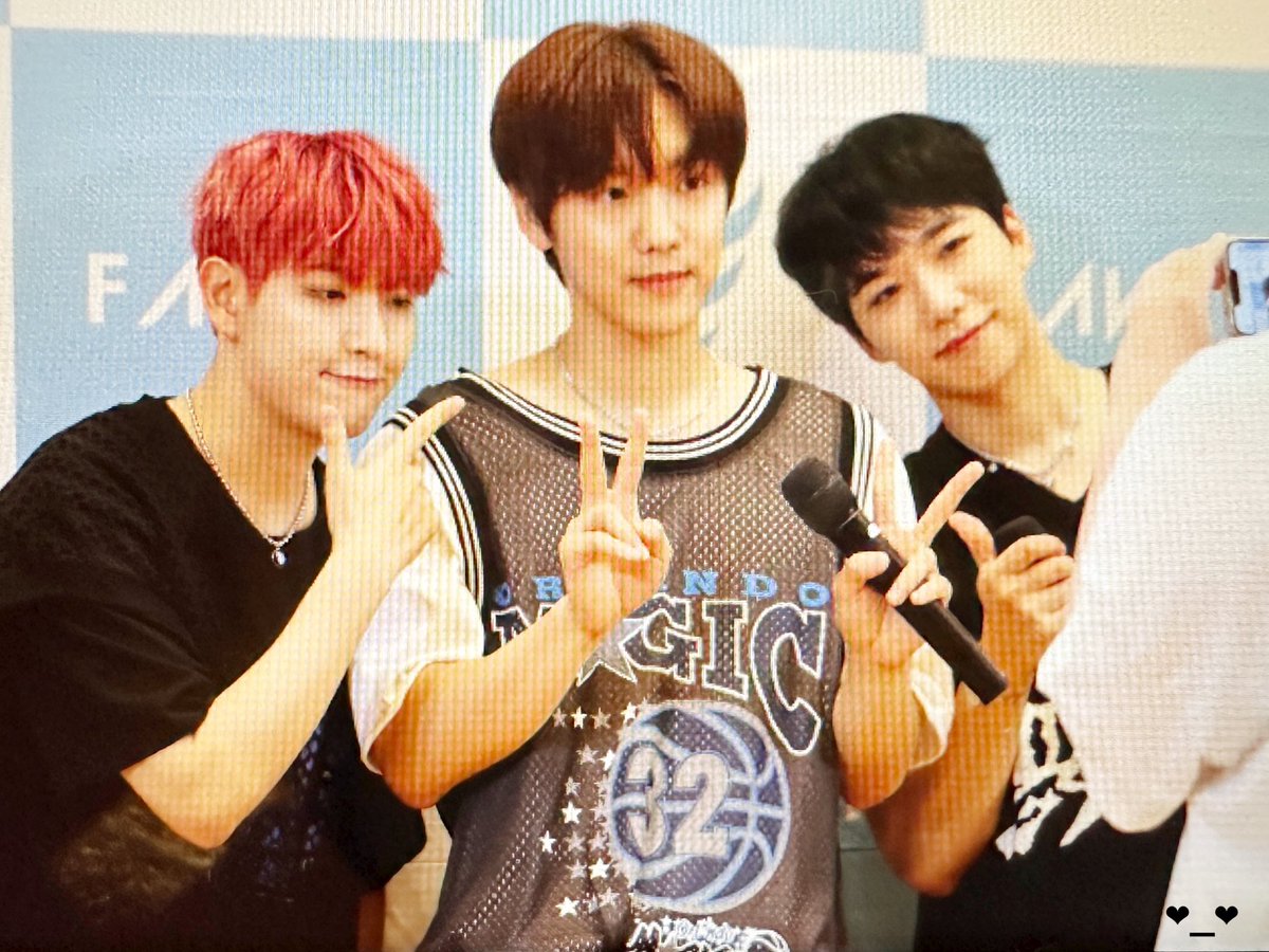 피치피치❤︎__❤︎ tweet media