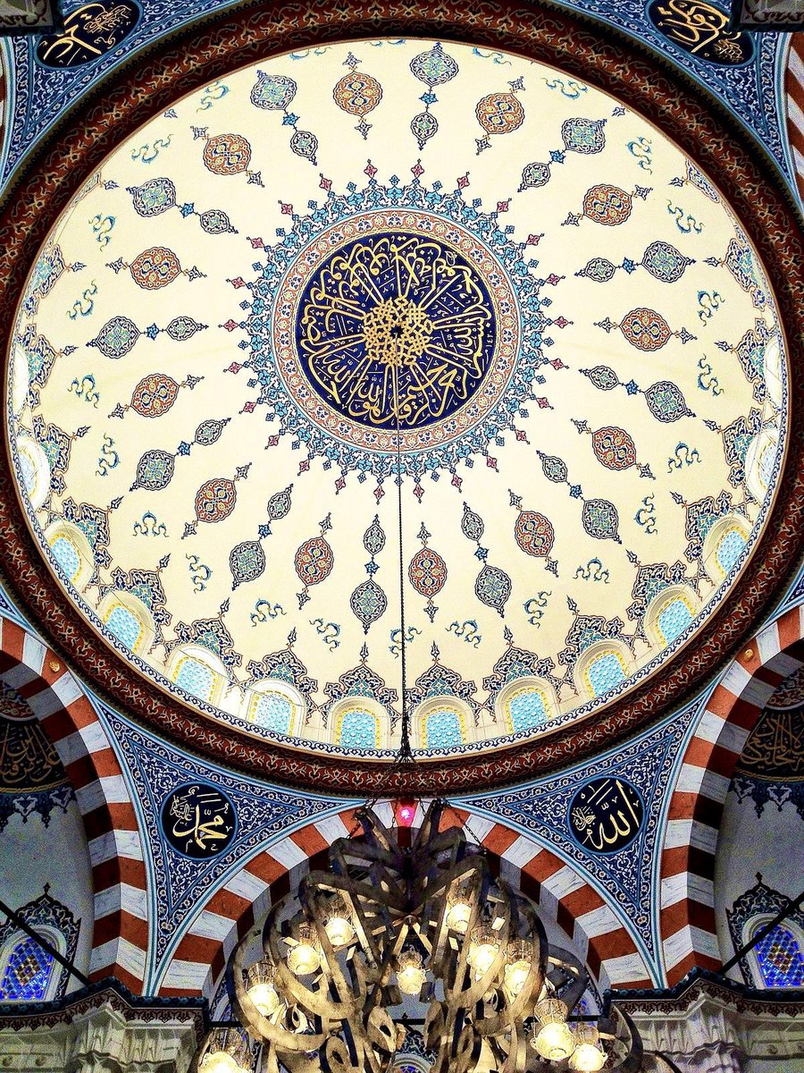 because-a-colourful-world-is-more-beautiful-mosque-ceilings-are