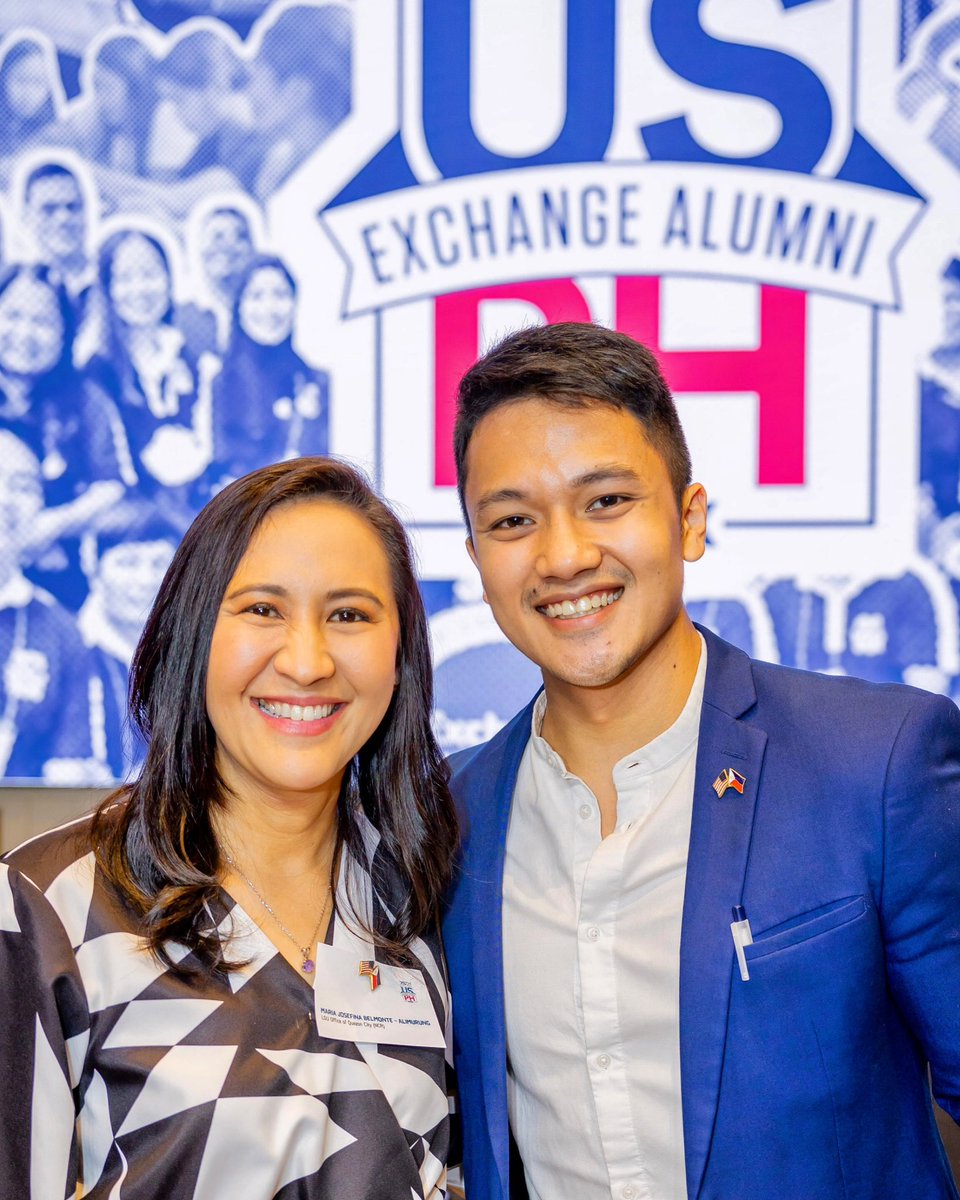 julesguiang's tweet photo. Proud QCitizen beside our progressive city mayor, QC Mayor Joy Belmonte! 

Trivia time! Mayor Joy is an alumna of the @StateIVLP. Meanwhile, I’m an alumnus of @yseali or the Young Southeast Asian Leadership Initiative Join #YSEALI! 

#usphexchanges75 

📸: @USEmbassyPH https://t.co/kzo8G2EuW9