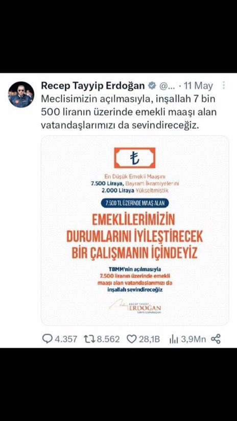 Düşünün bir hükümet emeklisine asgari ücretin bile çok altında maaş veriyor.

İşveren, çalışanına 7.500₺ verse tutuklanır YASAL DEĞİL…

Hükümet verince neden yasal oluyor?

#EmekliyiKÖKtenÖldürdünüz

 #EmeklininSabrıTaşıyor