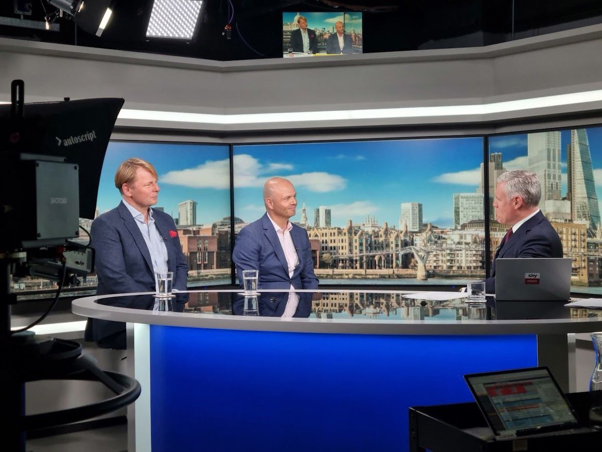 #DellTech agreed with the British #Esports Fed to promote #esports &amp; support education organizations 🏫 to include them in their #curriculum. This way students may develop skills for their careers.
youtube.com/watch?v=-afd3p… [youtube.com] #DellTechEMEA #iWork4Dell