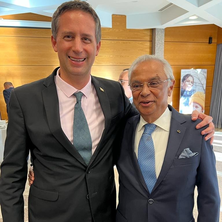 ShapiraDor's tweet photo. Foi uma grande honra para mim participar ontem nas celebrações do 25º aniversário do @TheIsmaili em #Lisboa, na presença do #Presidente da República Portuguesa, do Príncipe Aga Khan, do Presidente da comunidade, do representante diplomático da comunidade #Ismaili e de muitos amigos. 
Desejo a esta querida comunidade muita sorte, sucesso, saúde e muitos mais anos de trabalho conjunto em prol da coexistência e da #paz entre as #religiões.