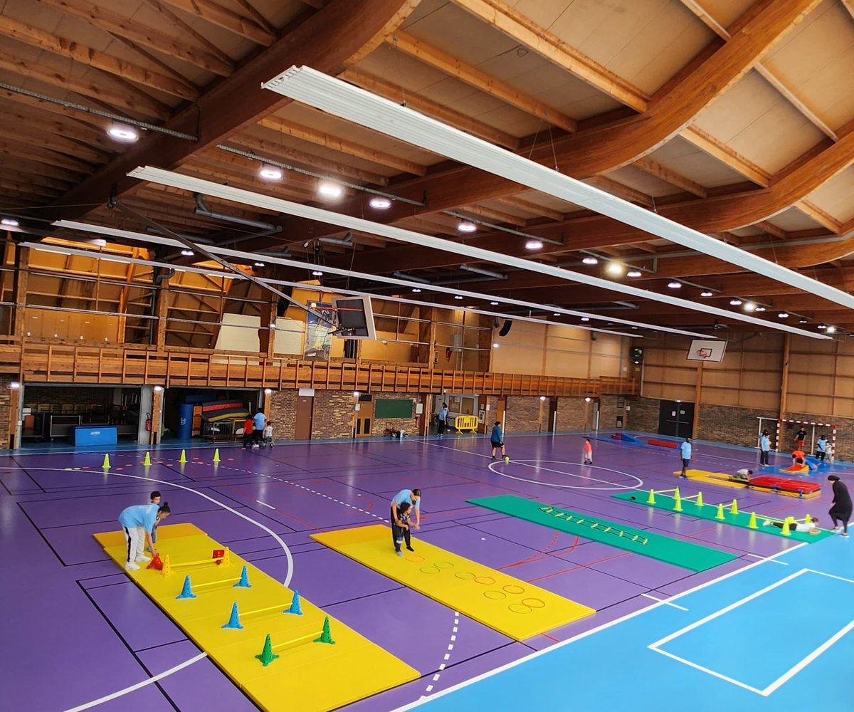 futsaldrancy's tweet photo. 🤜🏼🤛🏽 heureux d’avoir pu contribuer à l’action d’ABAIDE qui lutte contre les inégalités pour les enfants atteints d’autisme

🫠￼ Nous sommes d’avoir partagé cette journée à leurs côtés et nous avons frissonné avec le sourire des enfants

#Sensibilisation #Autisme @GregoryChavaroc https://t.co/CBqKqYfalw