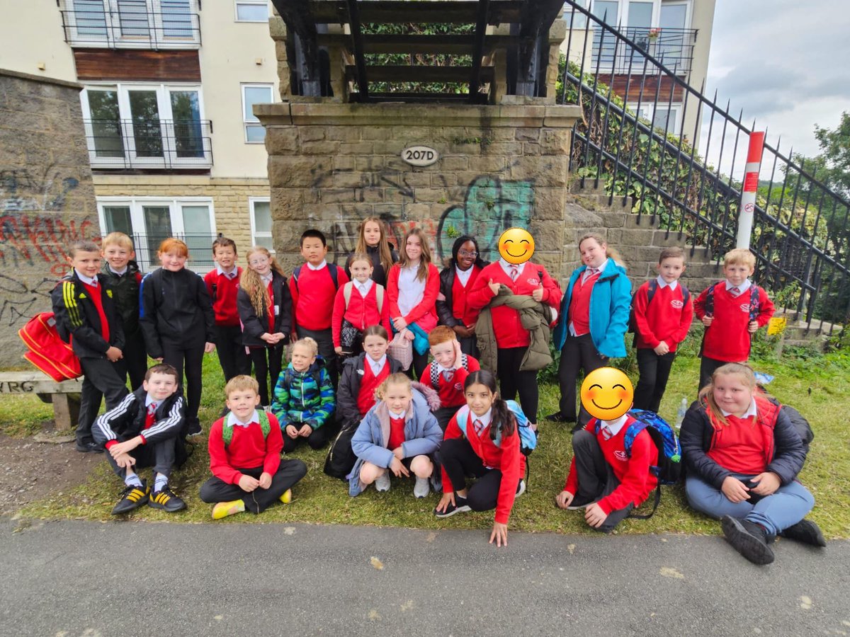 StAntsShipley's tweet photo. We are on our way to Saltaire. We have been learning about Saltaire over the term and are excited to explore! #localhistory #localgeography #everychildeverychanceeveryday @bcw_cat https://t.co/UBSXM5GEgy