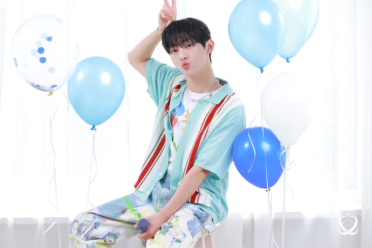윤지성 (Yoon Jisung) Official tweet media