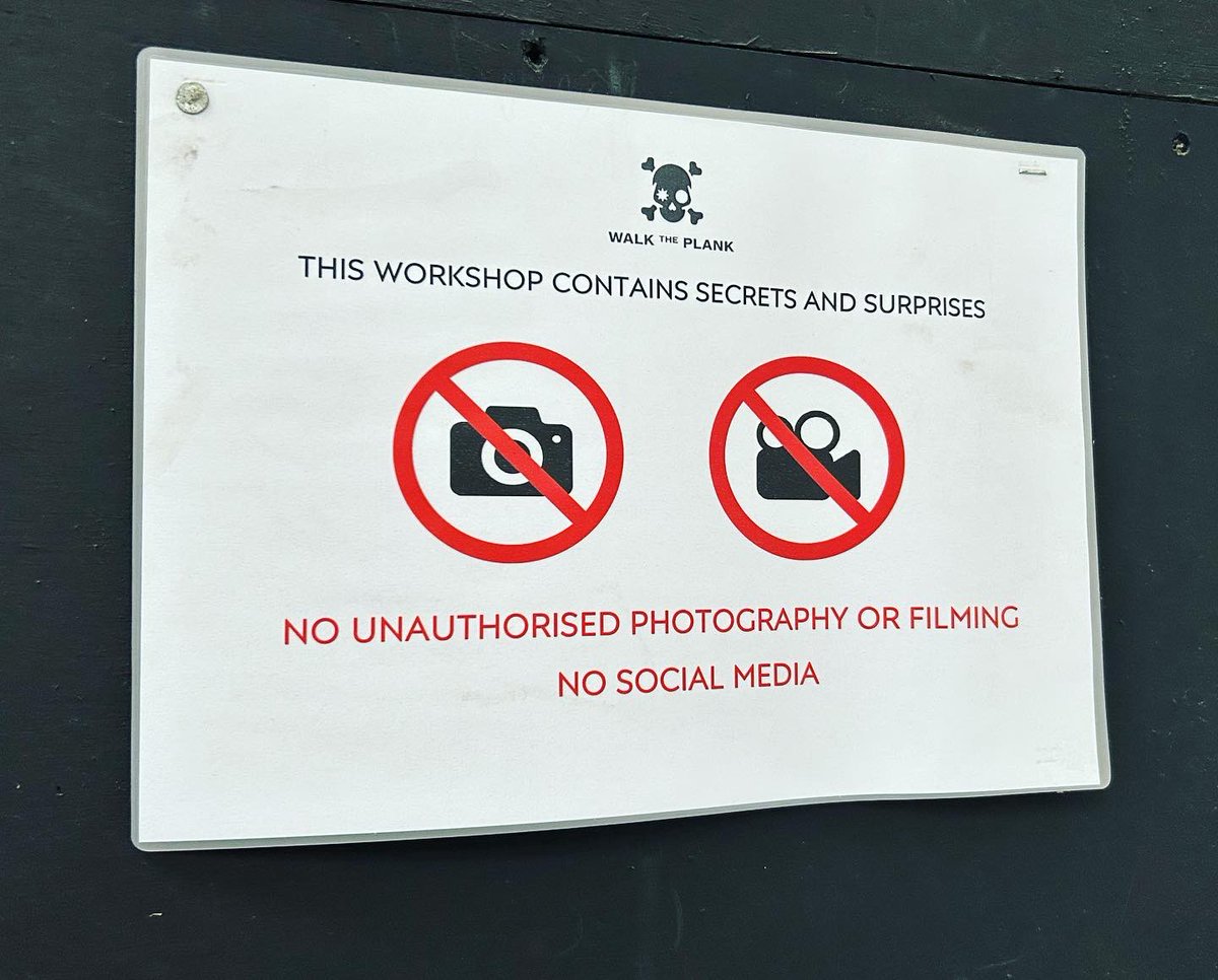 On <a href="/BBCRadioManc/">BBC Manchester</a> with <a href="/elliecolton_/">Ellie Colton</a> &amp; <a href="/LisPugh/">Liz Pugh</a> from <a href="/walktheplank/">Walk the Plank</a> about our HUGE funding boost from <a href="/ace_national/">Arts Council England</a> &amp; plans to take culture to the people of Salford,open up public spaces&amp; focus on creative wellbeing in these crazy times. Listen back here👇soundcloud.com/user-296145856…