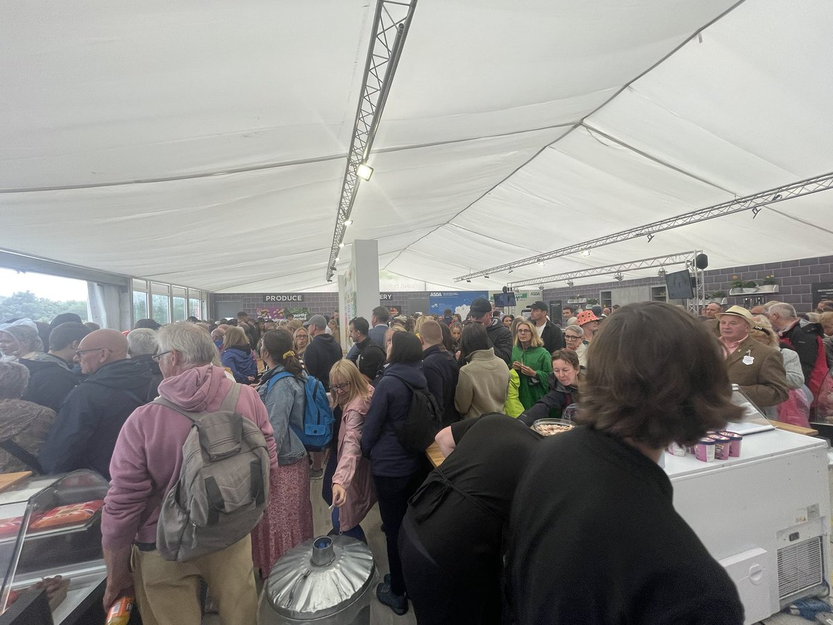 stedychefs's tweet photo. Another event absolutely smashed this week @greatyorkshow #reliefstaff https://t.co/dlyIIM5naH