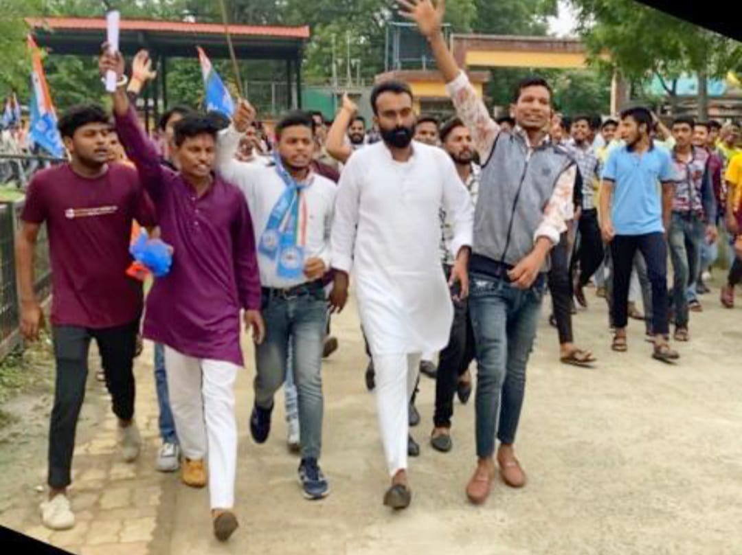 NSUIMP's tweet photo. आज बैतूल में NSUI ज़िला अध्यक्ष जैद ख़ान के नेतृत्व में पटवारी परीक्षा में हुए घोटाले के विरोध में भाजपा सरकार के ख़िलाफ ज़ोरदार प्रदर्शन कर  कलेक्टर को राज्यपाल के नाम ज्ञापन सौंपा एवं परीक्षा परिणाम को शून्य कर पुनः परीक्षा आयोजित कराने की माँग की गई ।। https://t.co/NkgLFmwBwd
