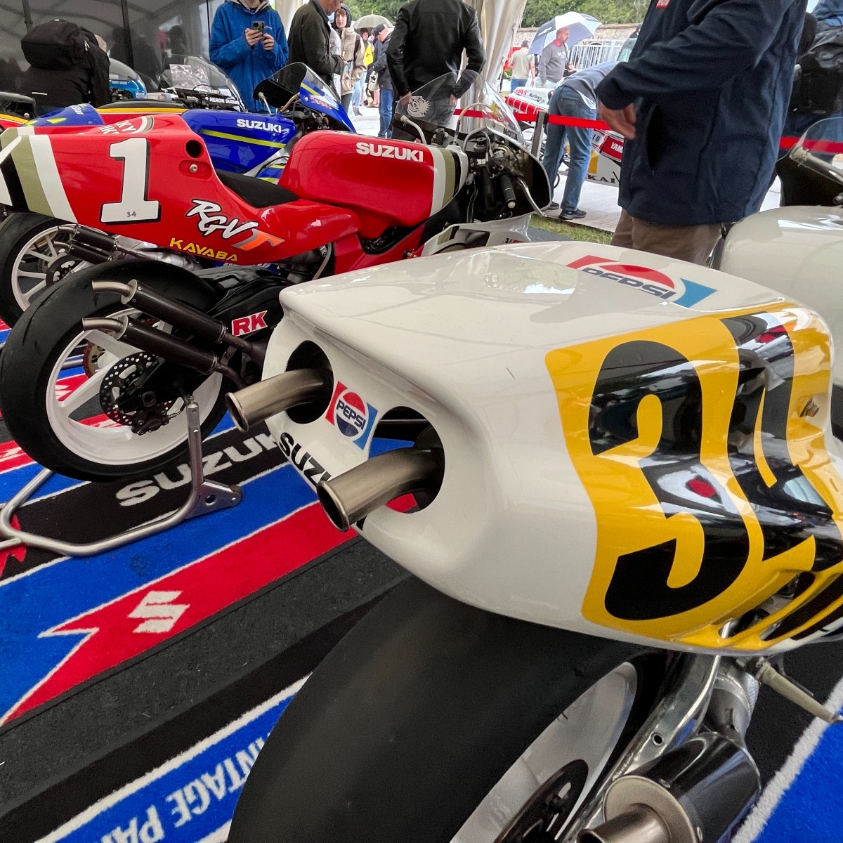 SuzukiBikesUK's tweet photo. If you are heading along to @fosgoodwood today make sure you take a look at these 🔥 #SuzukiBikes #FOS https://t.co/RD1eQRPXTG