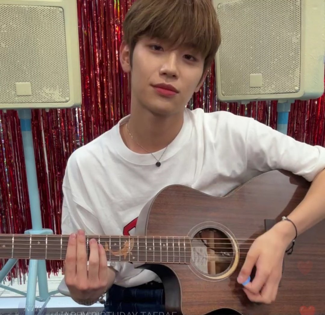 KIMTAERAEGLOBAL's tweet photo. Happy birthday Taerae! We love you! 😭😭😭

21 SERENADES FOR KIM TAERAE

#OurFirstLoveTaeraeDay
#말썽꾸러기_태래_생일이에요
#김태래생일_큰거온다 https://t.co/PWQVTzltEO