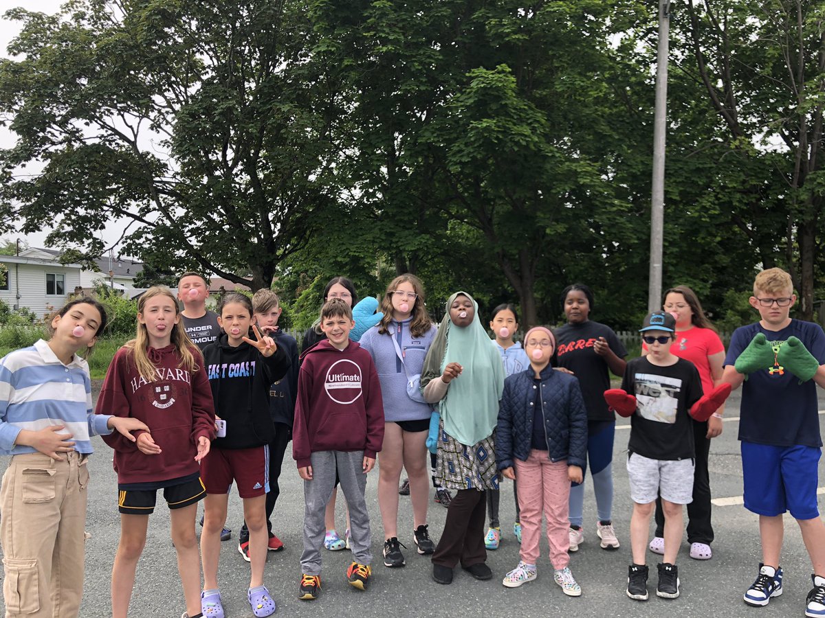 MmeBennett tweet media