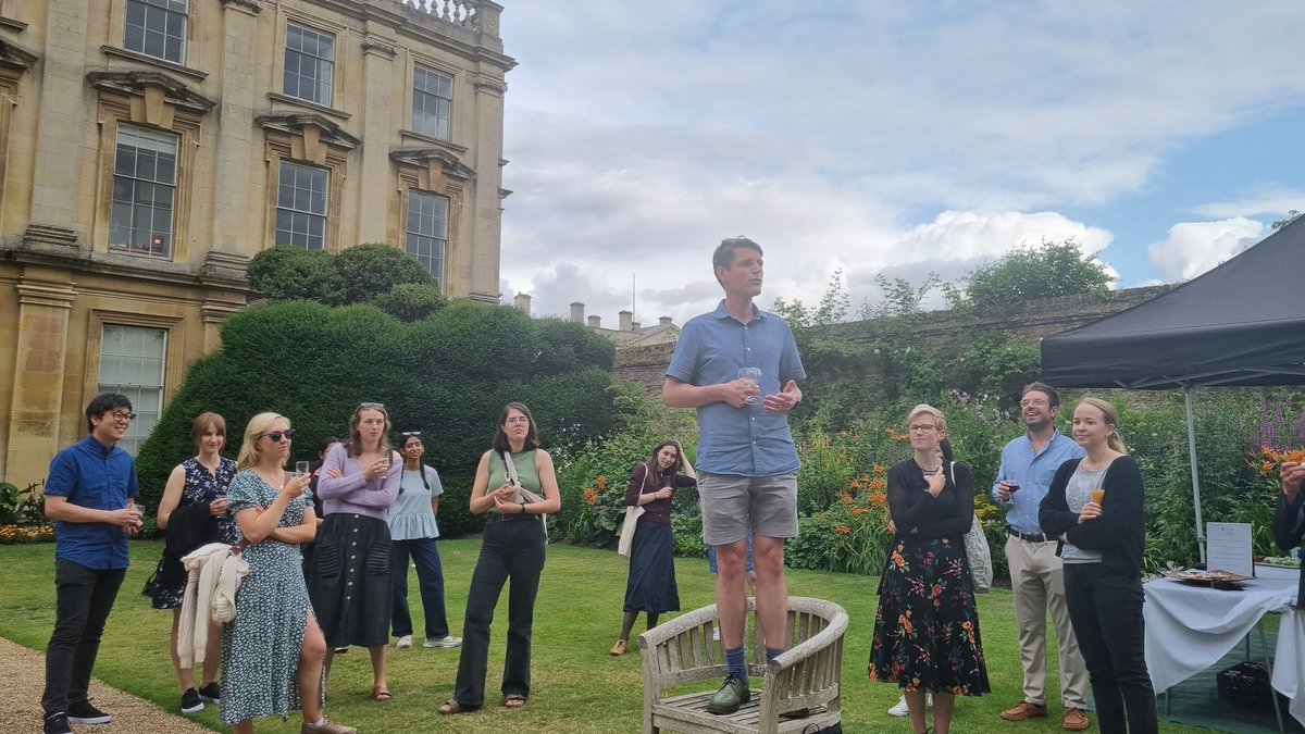 CamBrainCNS's tweet photo. What a fantastic afternoon at the @CamNeuro-@CamBrainCNS garden party 🥂 

Thank you all for joining us at beautiful @ClareCollege, and especially to @psalmotoxin for doing the honours balanced on a chair 👏

Wishing you all a wonderful summer  🌞🌻😎 https://t.co/PUq94oblGx