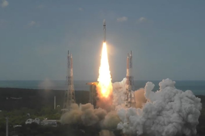 kadaipaneeeer's tweet photo. gadiya uchiya rakhiya 🇮🇳🚀 https://t.co/UAPqmnYV7w