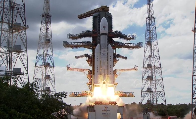 kadaipaneeeer's tweet photo. gadiya uchiya rakhiya 🇮🇳🚀 https://t.co/UAPqmnYV7w