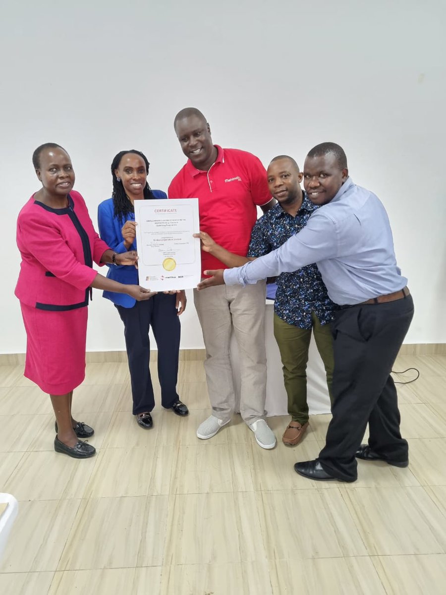 AmalgamatedK's tweet photo. Recognition of our stakeholders is key to us. Today @AmalgamatedK also recognized companies for participating in the social dialogue and Workplace cooperation trainings that run for 12months.@FKEKenya @COTU_K @IndustriALL_GU @FesKenya Congratulations 🎉🎉 https://t.co/41yAxuM2mN