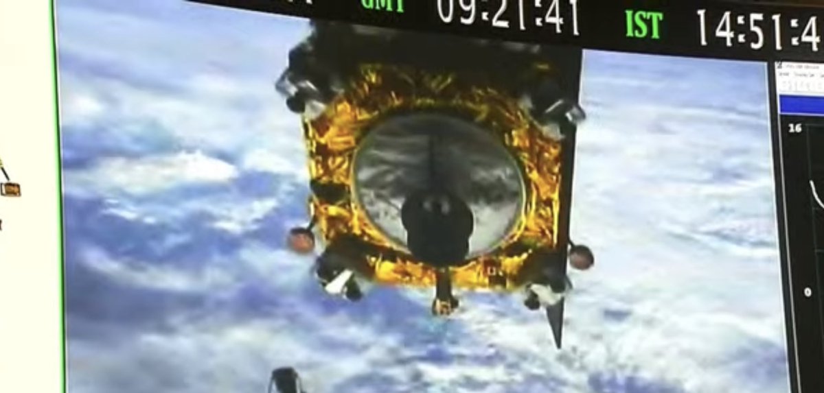 Payload separation confirmed!
#Chandrayaan3 is now separated from the cryo stage.