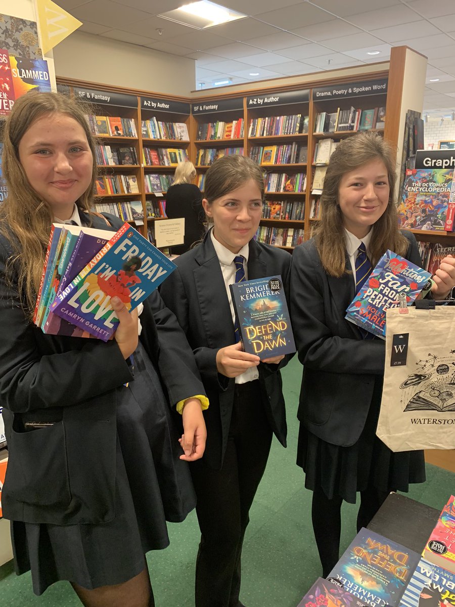 tss_library's tweet photo. Our annual Waterstone’s book buying trip! https://t.co/Sr3zvuk8MJ