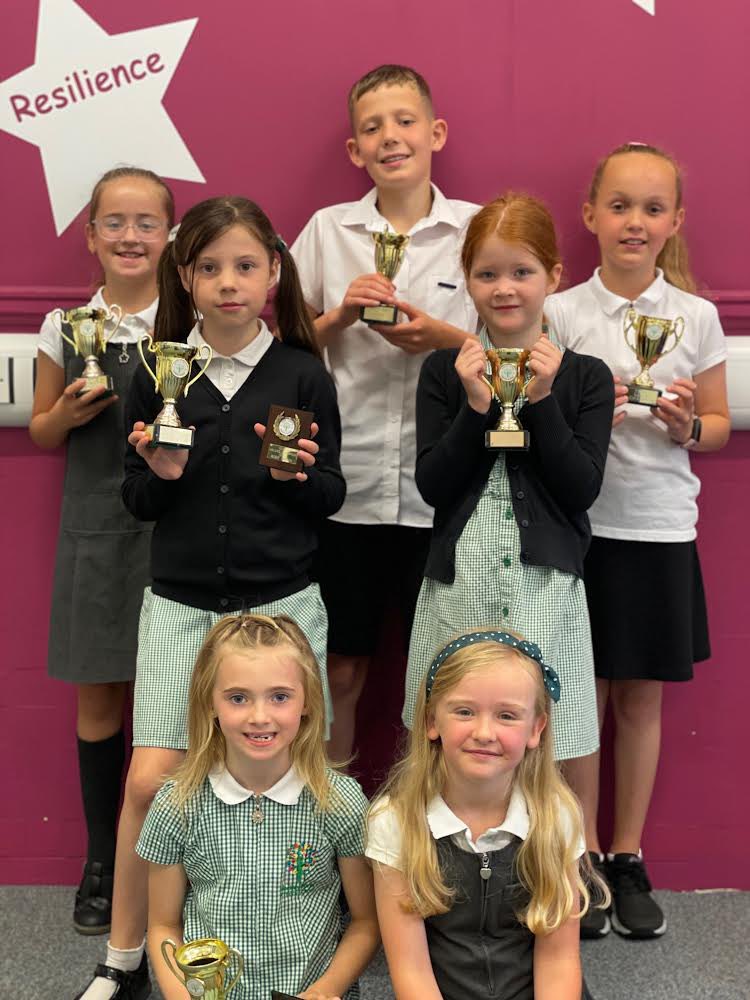 HinckleyParks's tweet image. Congratulations to our winners for 2023 🌟🏆🌟 These pupils have demonstrated all of our school values throughout the year - well done 👏