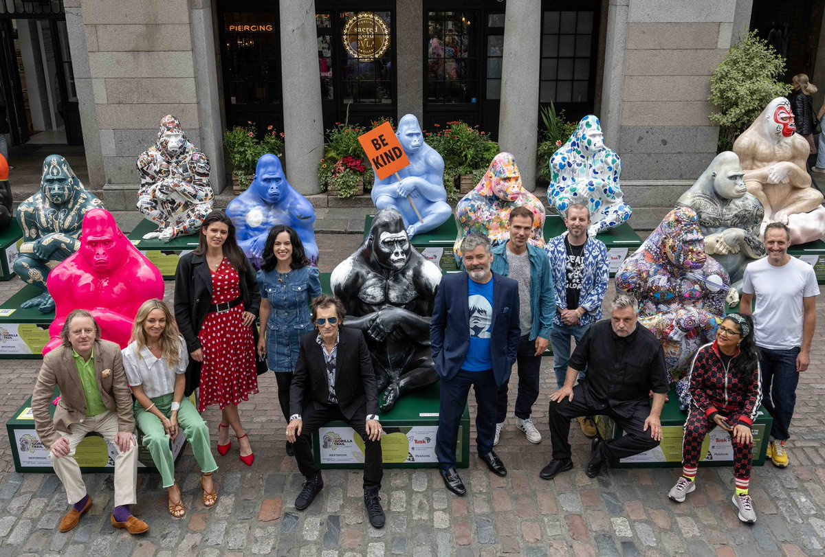 Look out London, the gorillas are in town! 🦍 You can now find 15 life-sized gorilla sculptures in @CoventGardenLDN designed by amazing collaborators from the world of art, photography, music and comedy. Find out more here: coventgarden.london/the-tusk-goril… #TuskGorillaTrail