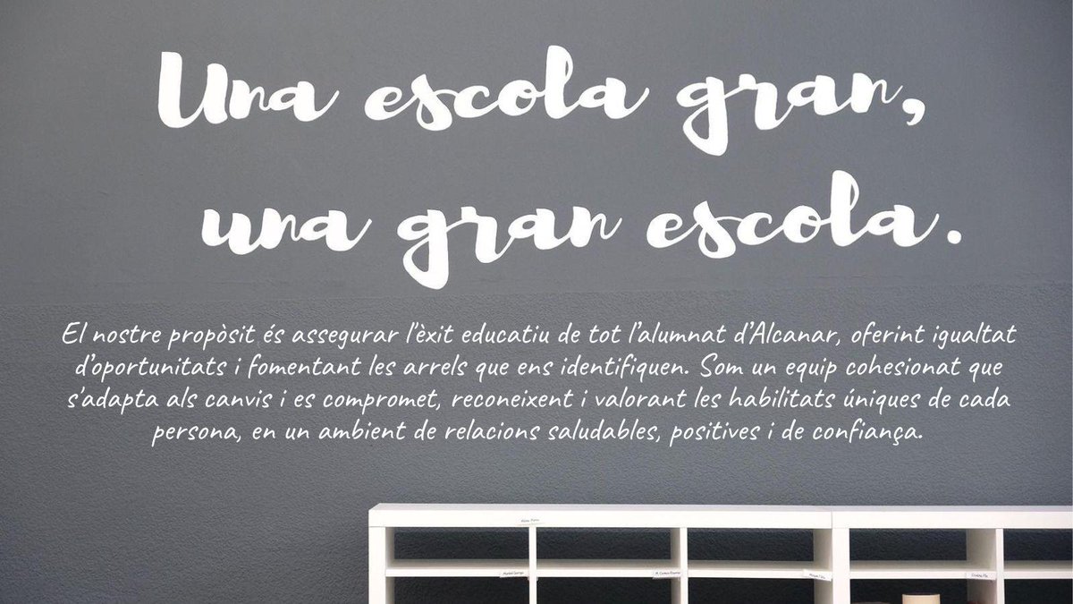 ESCOLAJBSerra's tweet photo. 📣 Un cop aprovat pel Consell Escolar, presentem el propòsit de @ESCOLAJBSerra a l'alcalde d’@AlcanarAJ. Junts creem identitat i fem realitat la visió de centre. #somGrans #somJBSerra 🤝🌱
@pepforcadell @J_Roig_Castell  @AnnaChillida  @montseperello @mcanosan @educaciocat https://t.co/QJJoVXJApx
