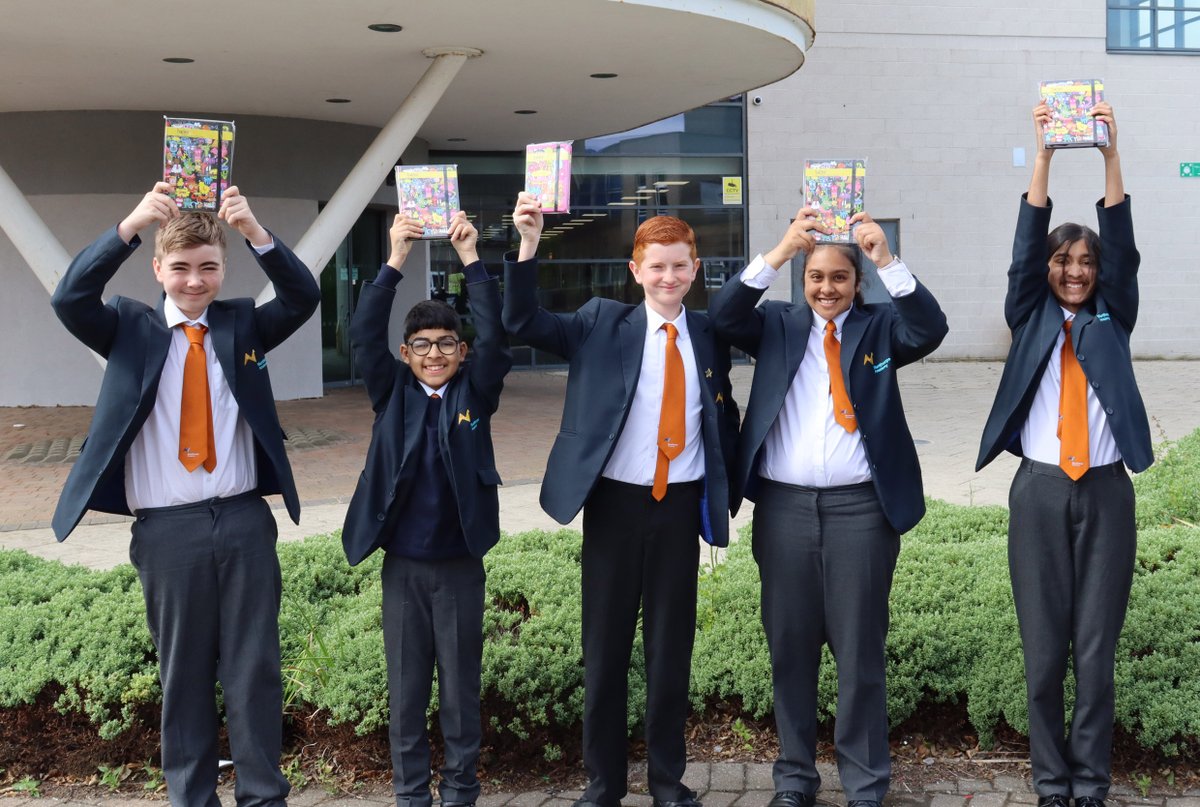 NunthorpeArt's tweet photo. Some of our Year 7 Art students would like to say a massive thank you to the Artist Jon Burgerman. They were over the moon with your generous gifts. @jonburgerman #keystage3 #year7 #jonburgerman #weloveart #itsgreattocreate https://t.co/E2NkYTuDDz