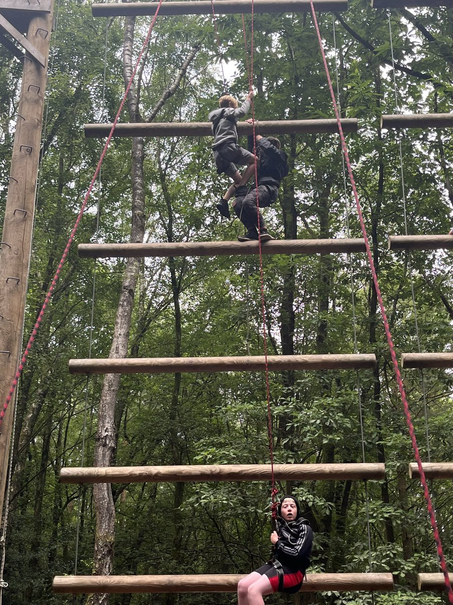 MissEParsons's tweet photo. We’ve been on Jacob’s Ladder this morning, using our core strength and helping each other up by pulling on each other’s ropes 💪 Mr Stuart got to the very top! 🤩 @PrimaryElaine @ElmEPS @TanzaniteEPS  @IPAT_Edu https://t.co/KkVJlB5CEX